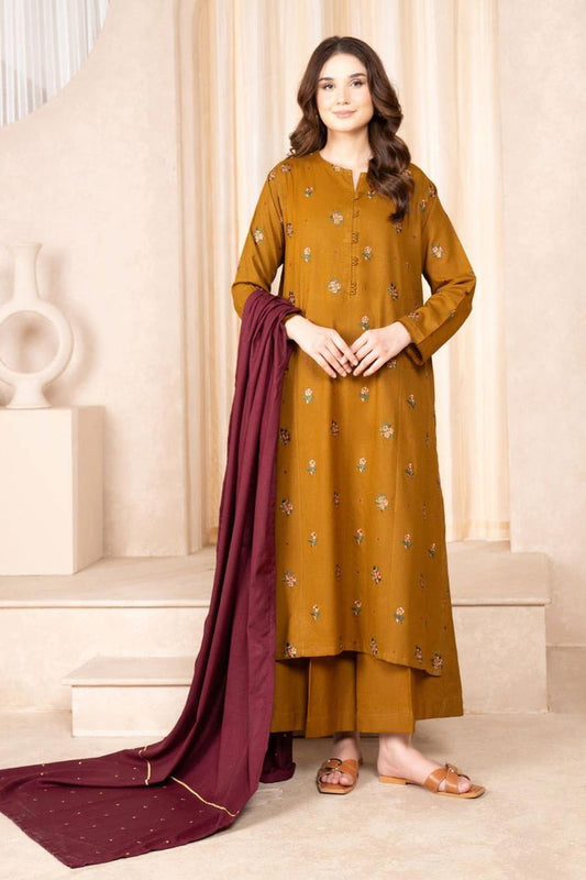3 Pcs Women's Unstitched Embroidered Suit